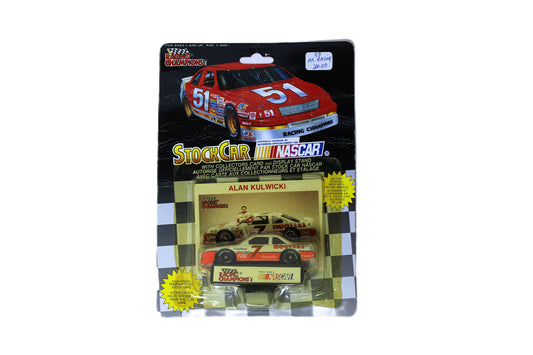 Racing Champions '92 Alan Kulwicki Hooters Collectible Car