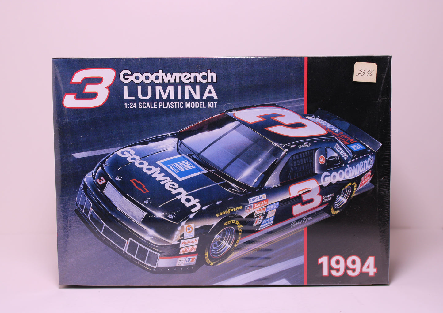 Dale Earnhardt #3 Goodwrench Chevy Lumina Model Car Kit